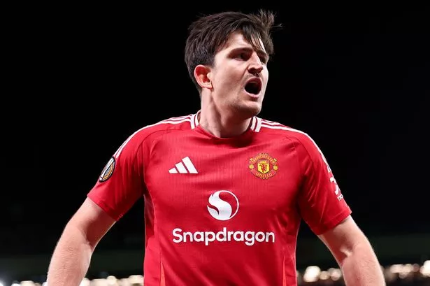 Harry Maguire Trung Vệ Gây Tranh Cãi - Hành Trình Từ Người Hùng Đến Tội Đồ